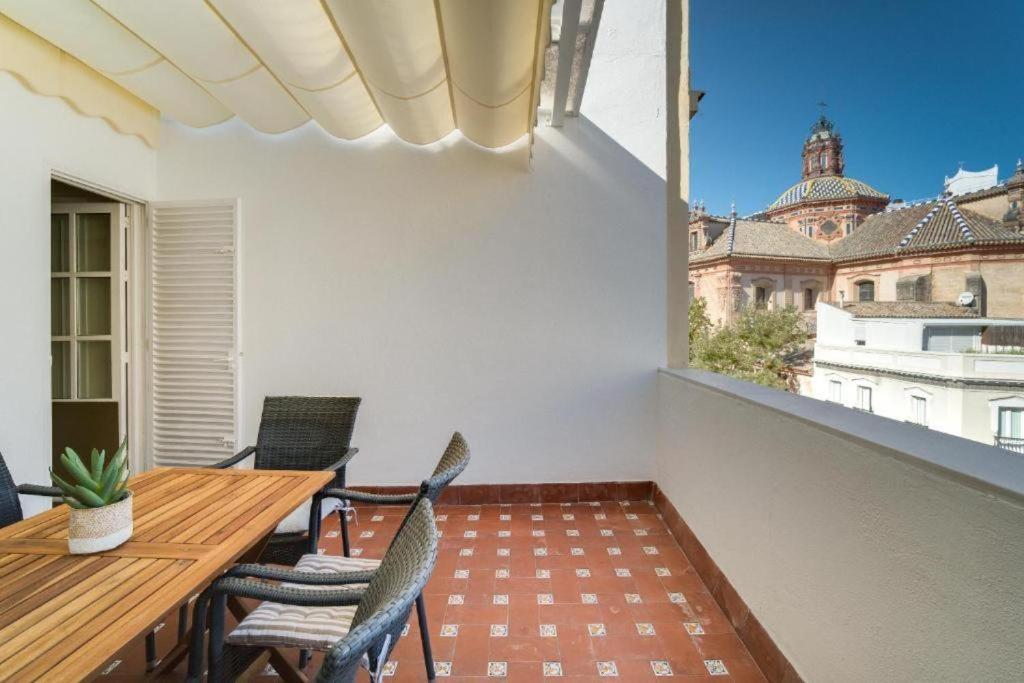 San Pablo Premium Suites Σεβίλλη Εξωτερικό φωτογραφία